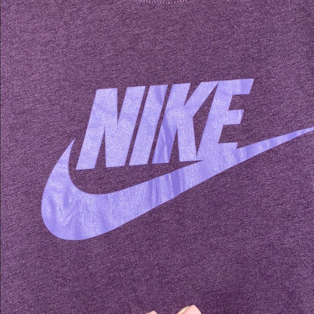 Nike Tee - Picture 2 of 3